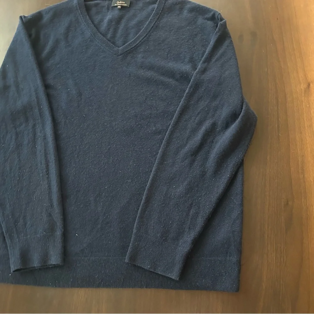 Quince 100% Mongolian Cashmere Women’s  V-Neck Sweater in Navy Size XXL - Picture 3 of 10